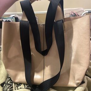 Excellent condition Treasure and Bond cream leather bag